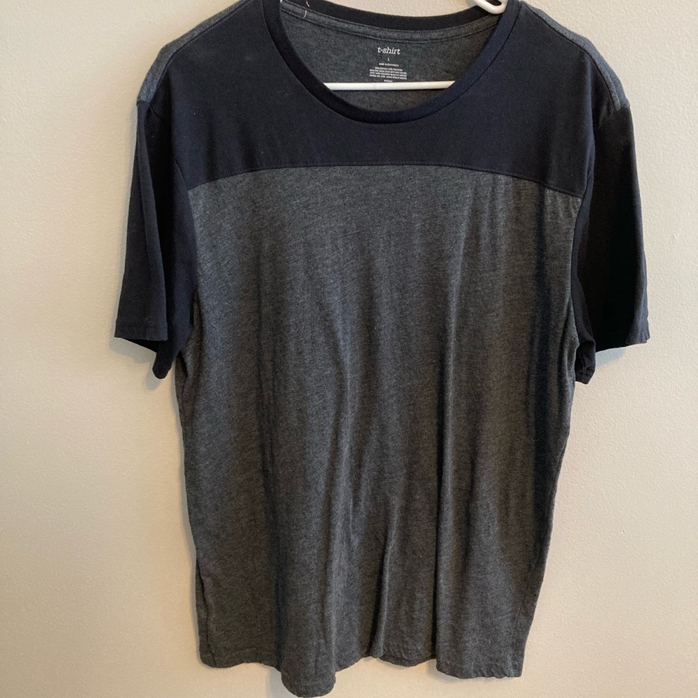 Nordstrom Men’s basic Tee - Picture 4 of 4